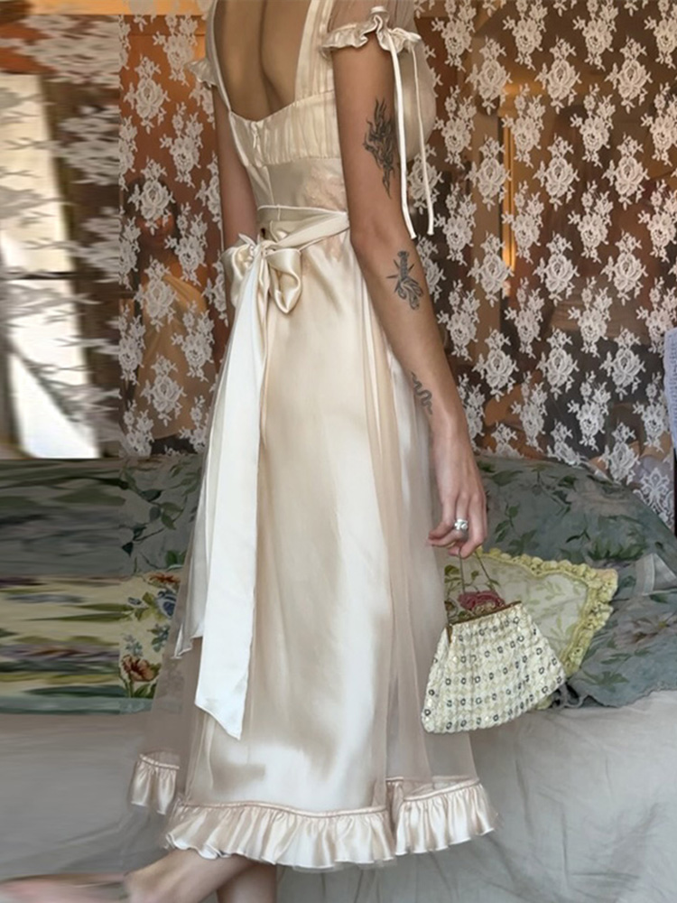 Robe Midi Femme en Satin et Dentelle Patchwork, Manches Courtes Bouffantes, Col en V Profond, Froncée, Coupe Ajustée, Été 2026, Style Vintage Élégant, Robe de Nuit Tendance