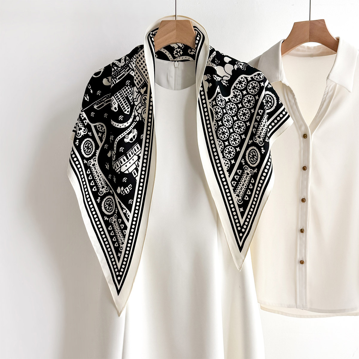Écharpe carrée imprimée Paisley pour femmes, foulards en satin doux, bandanas, hijab de luxe, châle élégant