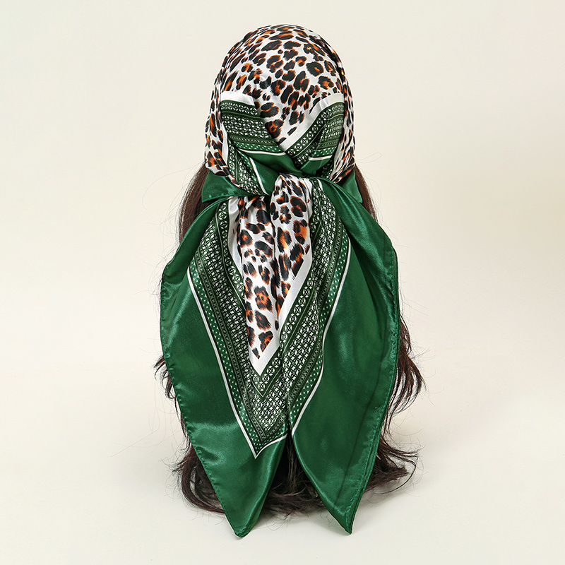 Foulard carré imprimé léopard pour femmes, 90x90cm, sensation de soie, écharpe en Satin, Hijabs rétro vin rouge, enveloppes pour cheveux, cadre coloré, Turban Floral