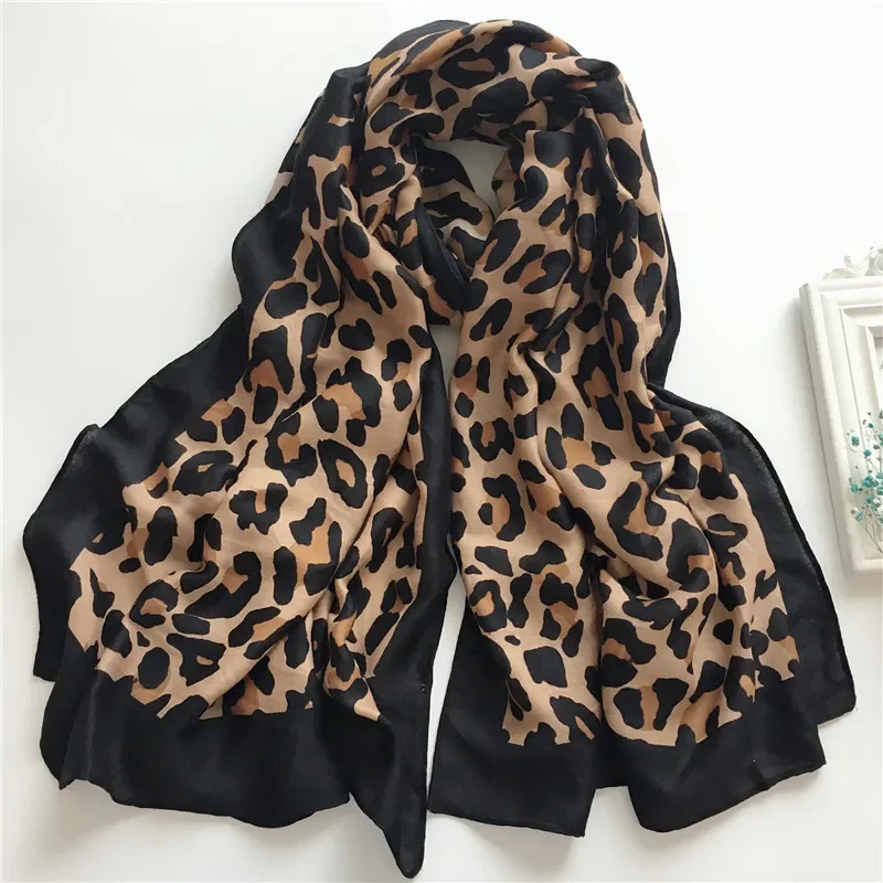 Design de mode Sexy léopard point gland Viscose châle écharpe de haute qualité foulard automne hiver Foulards musulman Hijab Sjaal