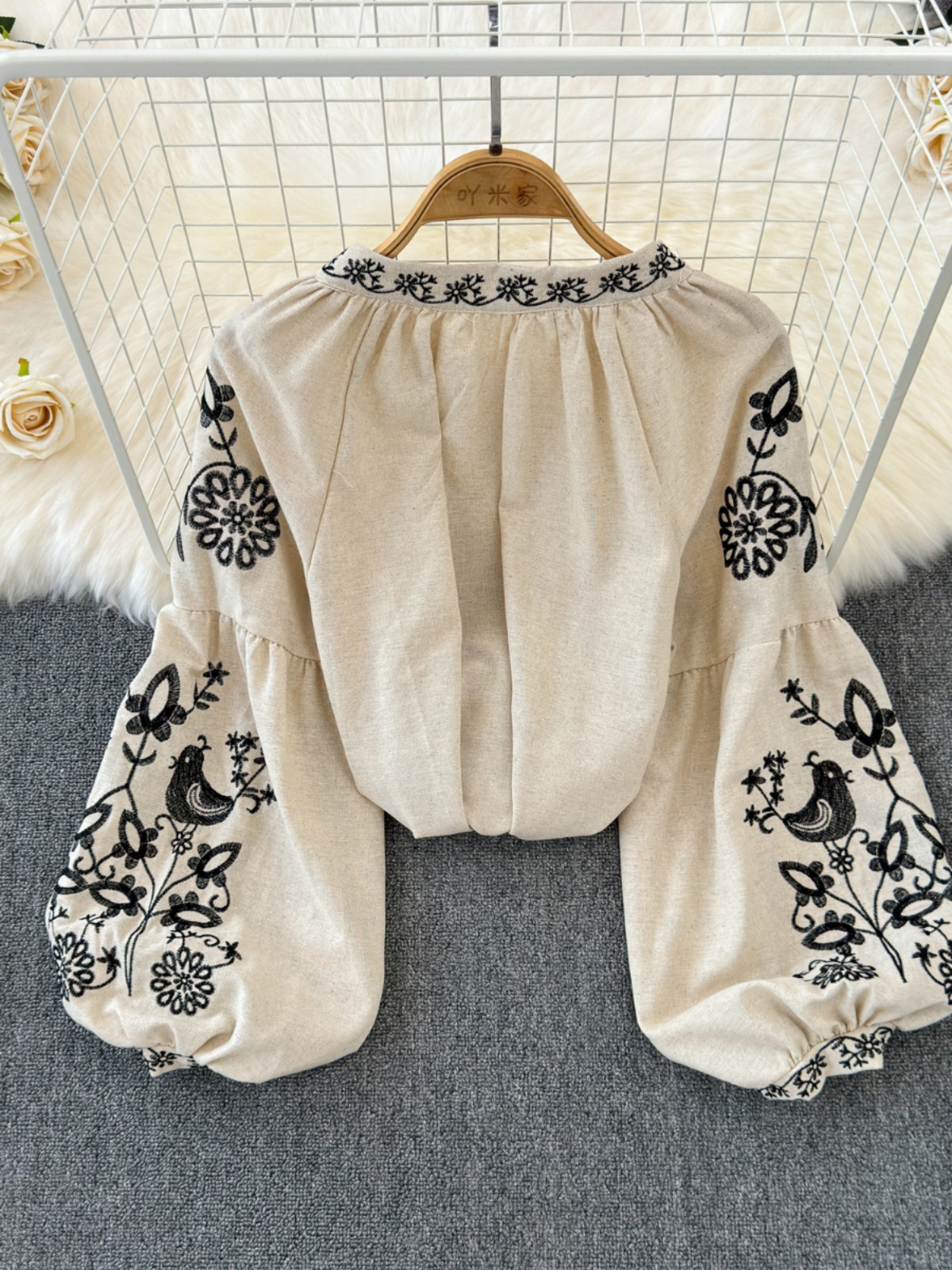Boho été Blusas De Mujer à lacets col rond manches bouffantes broderie florale femme Blusas Femininas décontracté tout-puissant hauts livraison directe