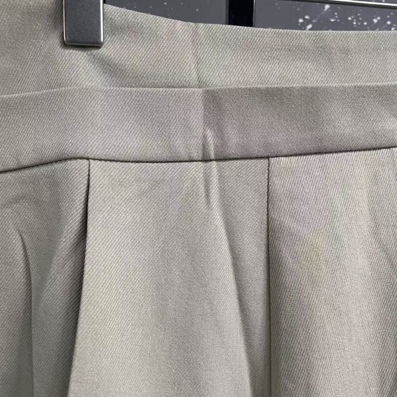 [EWQ] Jupe mi-longue élégante taille haute pour femme avec bords à volants, jupe mi-longue kaki simple, vêtement bas polyvalent pour le printemps