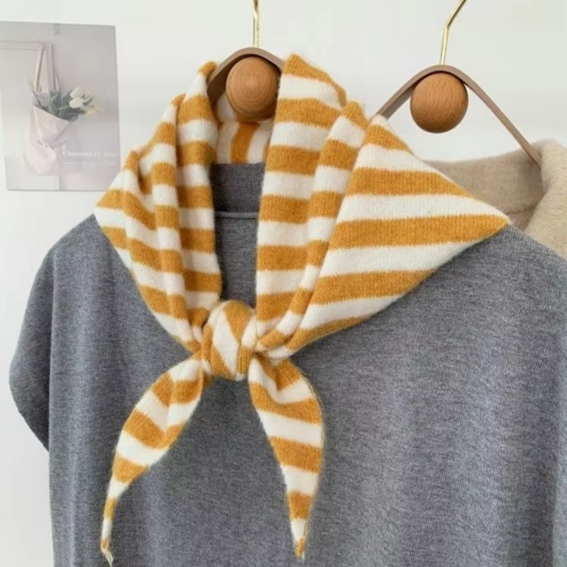 Nouvelle Écharpe Châle en Laine pour Femme, Tricotée, Chaude et Douce, Rayée, Forme Triangulaire, Bandana de Marque Tendance, Écharpes en Laine pour Femme