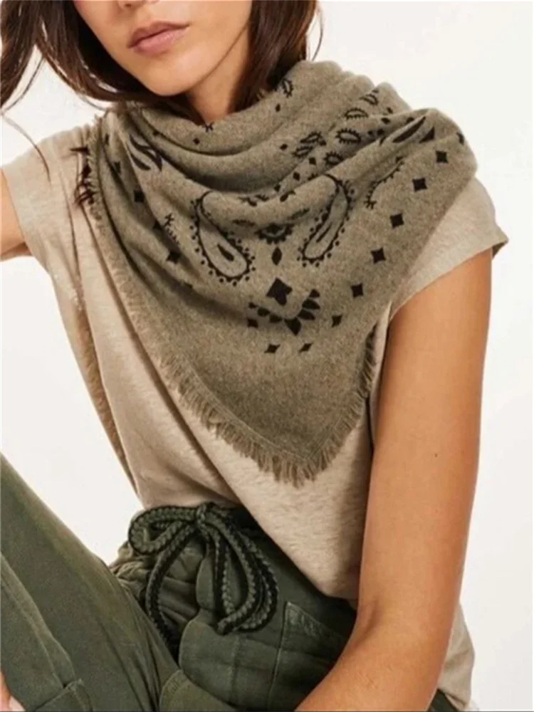 Écharpe carrée pour femme en 100% cachemire à motif paisley rétro, accessoire polyvalent pour l'automne/hiver.