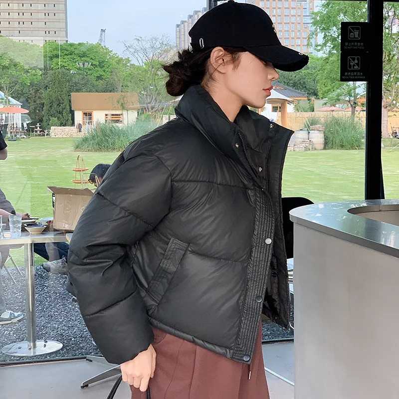 Veste courte d'hiver pour femmes, vêtements chauds, bouffants courts, légers et chics, col montant, veste rembourrée en coton pour étudiantes, nouvelle collection