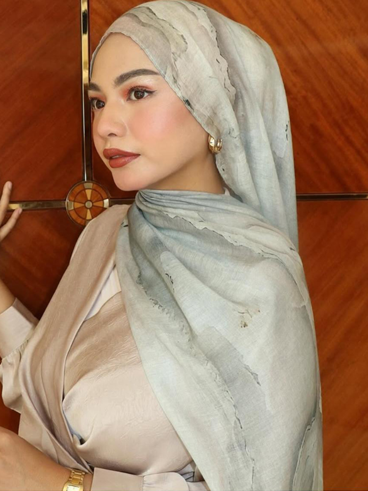 Foulard Hijab Dégradé Ombré pour Femme, Léger et Doux, Bandana Musulman, Accessoire Cheveux Polyvalent pour le Quotidien